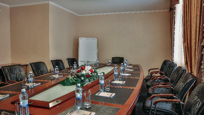Goldman Empire Hotel Nur-Sultan  Exterior photo